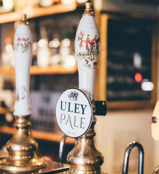 צימר The Bell At Sapperton