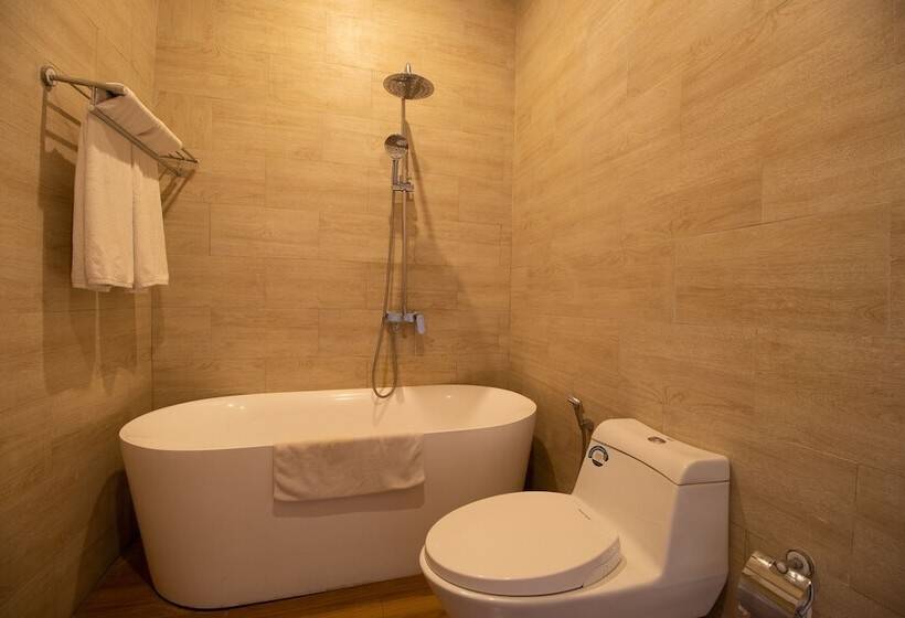 مبيت وإفطار Wana Shanti Villa