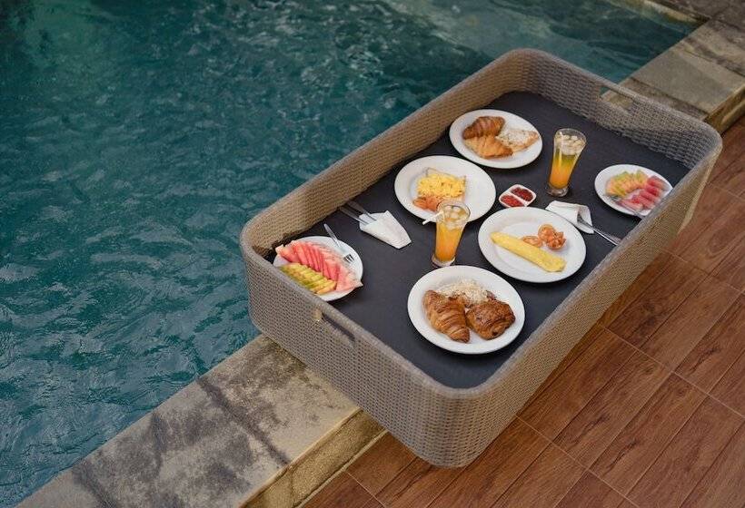 مبيت وإفطار Wana Shanti Villa