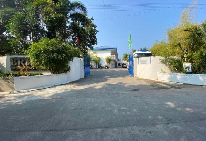 Brizo Hotel And Beach Resort Bataan