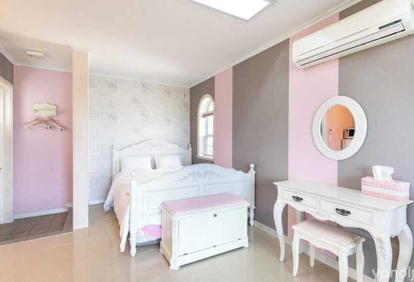 Buan Flaura Pension
