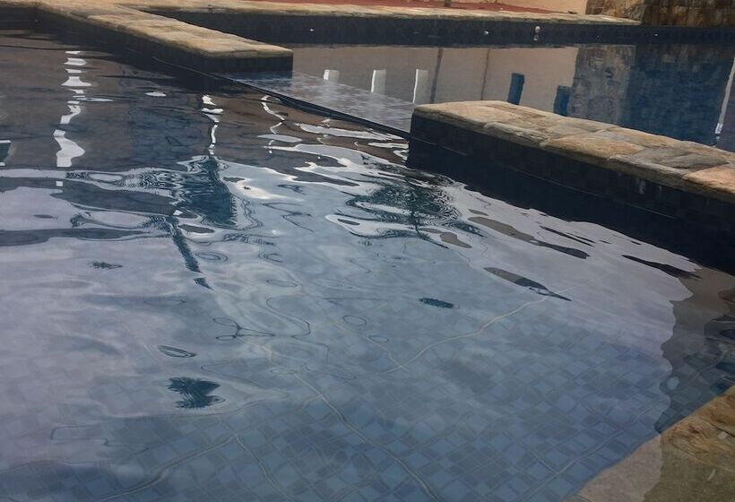 Casa Trias Hotel And Beach Resort