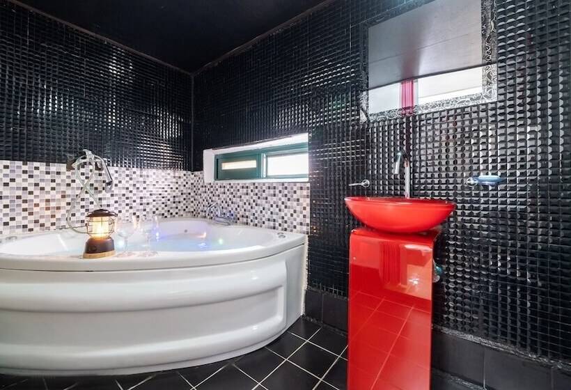 Chuncheon Vishop Pension