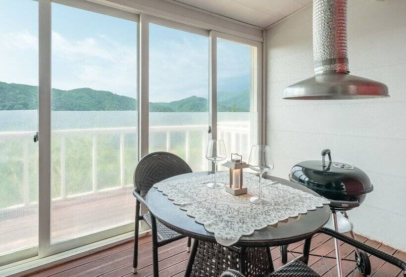 Hongcheon On The Hill Pension