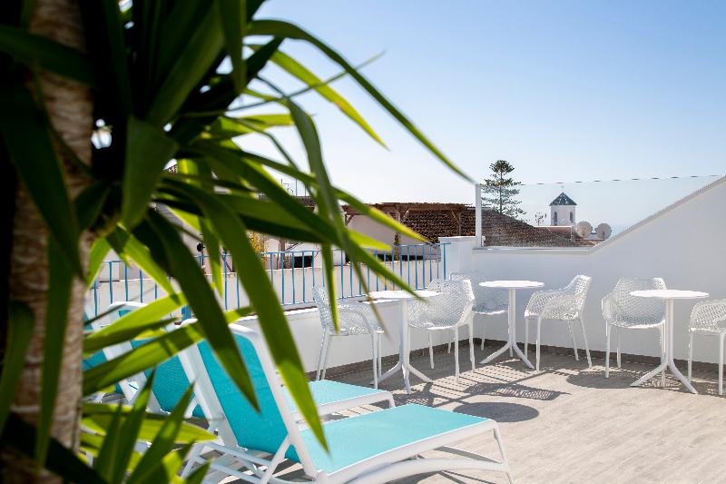 مسافرخانه Nerja Casual Rooms