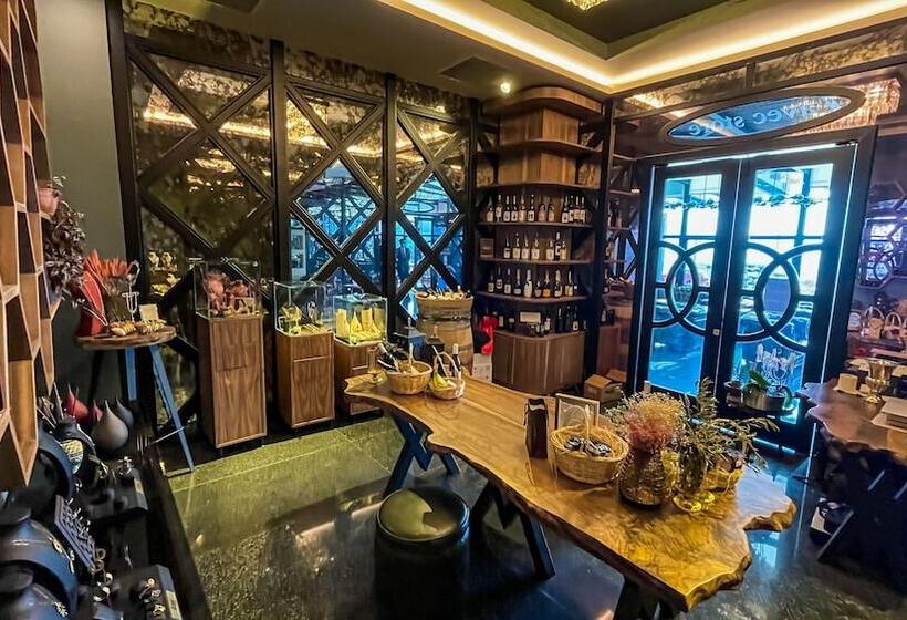 בית מלון כפרי Avec