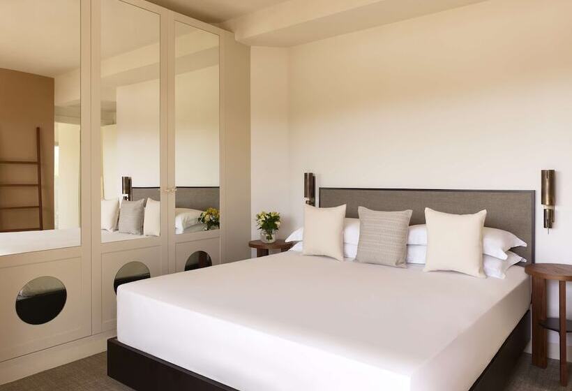 בית מלון כפרי Baia Di Chia Resort Sardinia, Curio Collection By Hilton