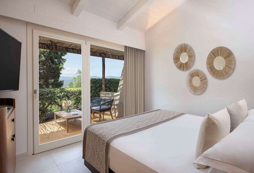 Отель Baia Di Chia Resort Sardinia, Curio Collection By Hilton