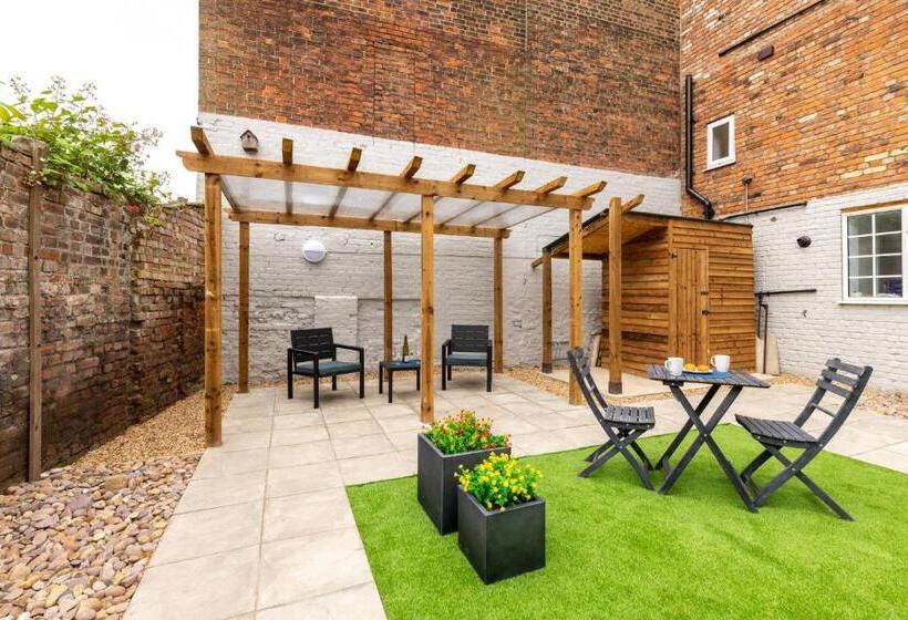 בית מלון כפרי Bricksage Rooms, King S Lynn South Gate