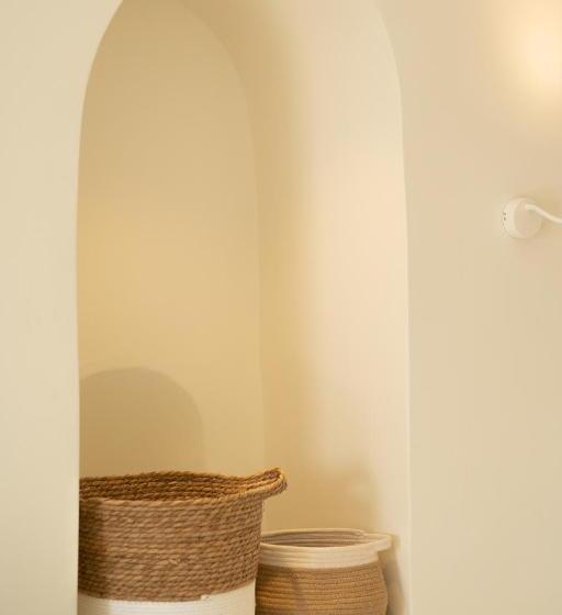 هتل Cilon Suites Santorini