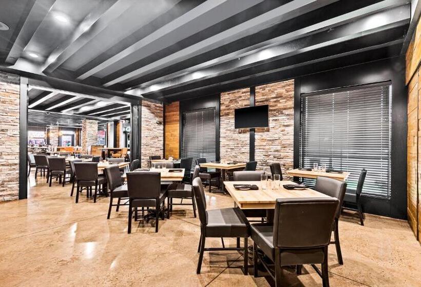 Cobblestone Hotel & Suites   Superior Duluth