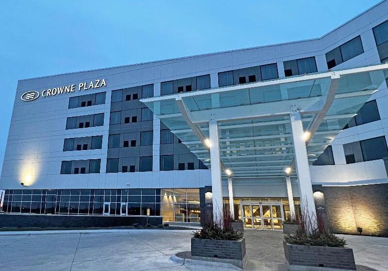 Отель Crowne Plaza Kearney, An Ihg