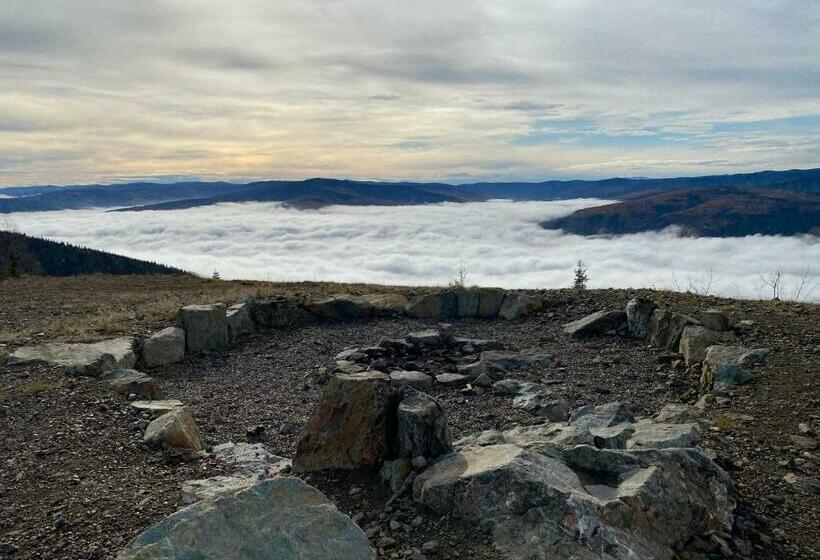 فندق Dawson Lodge