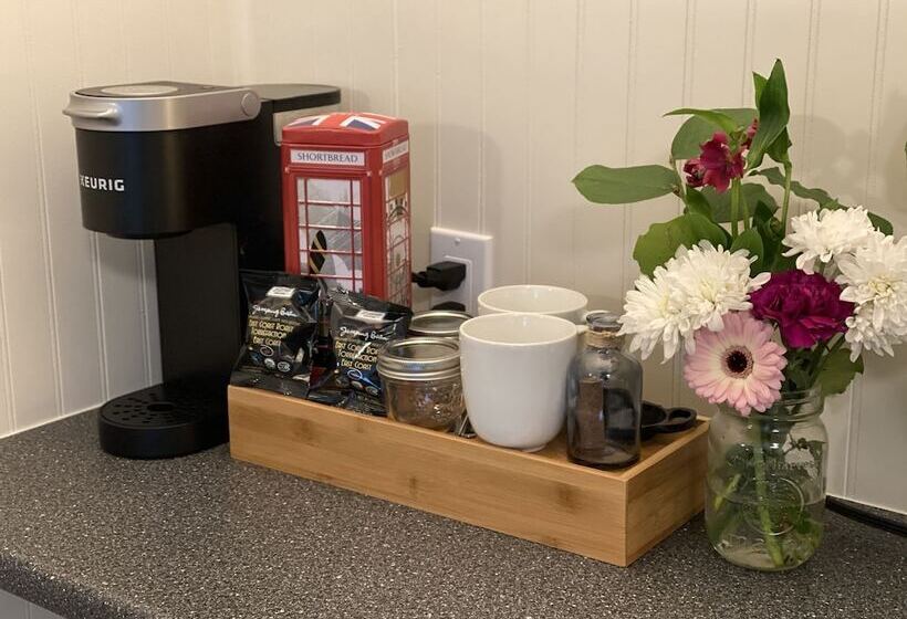 فندق Dawson Lodge