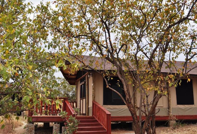 هتل Elephant Rock Luxury Camp Tarangire