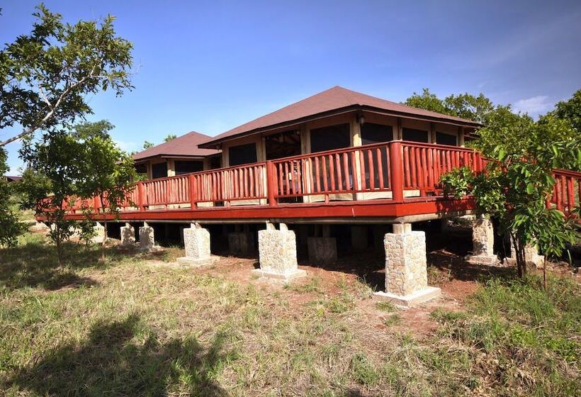 هتل Elephant Rock Luxury Camp Tarangire