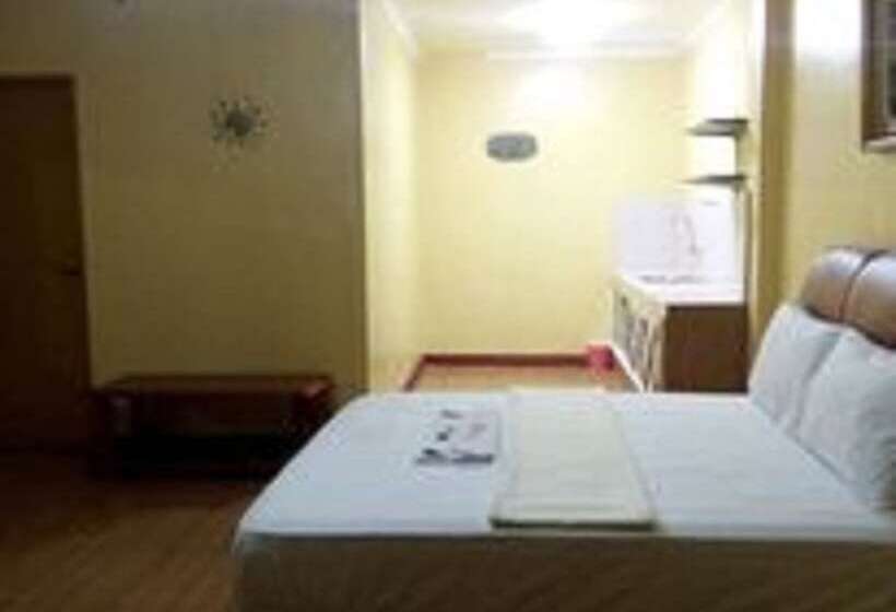 فندق Hana Natsu Resorts Beach &