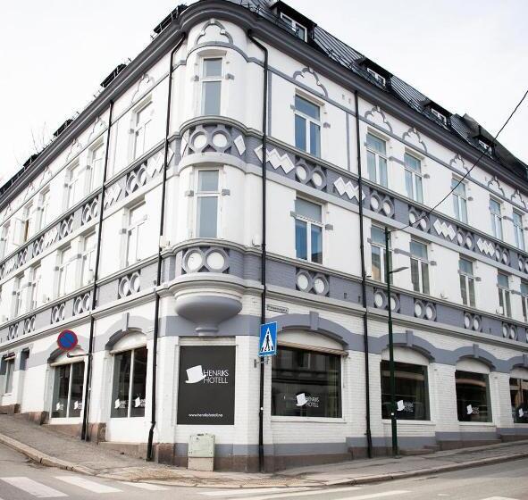 Henriks Hotell