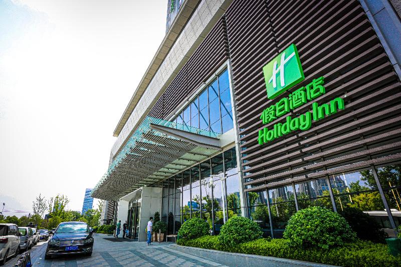 Отель Holiday Inn Fuyang By Ihg