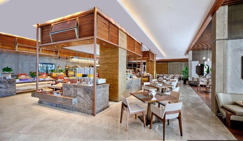 Отель Hualuxe Suzhou Bay Hot Spring Resort, An Ihg