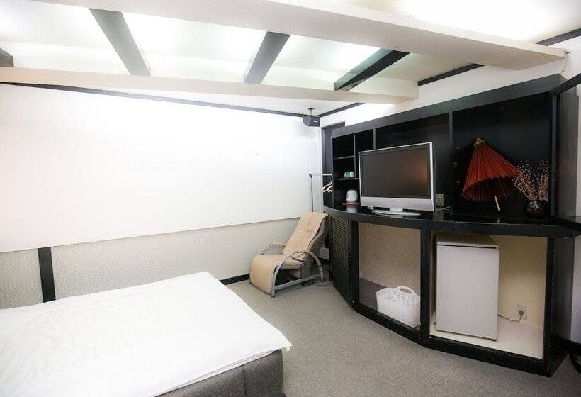 فندق Kanku Kokusai