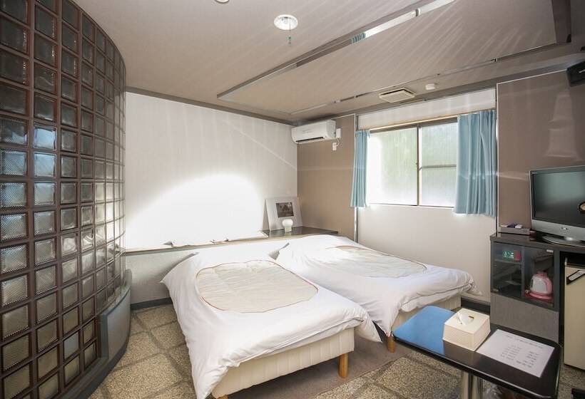 فندق Kanku Kokusai