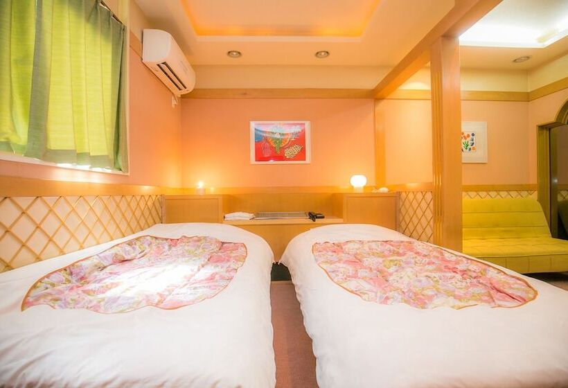 فندق Kanku Kokusai