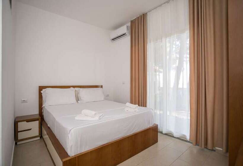 酒店 Kompleksi Royal