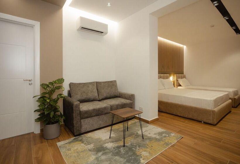 酒店 Kompleksi Royal