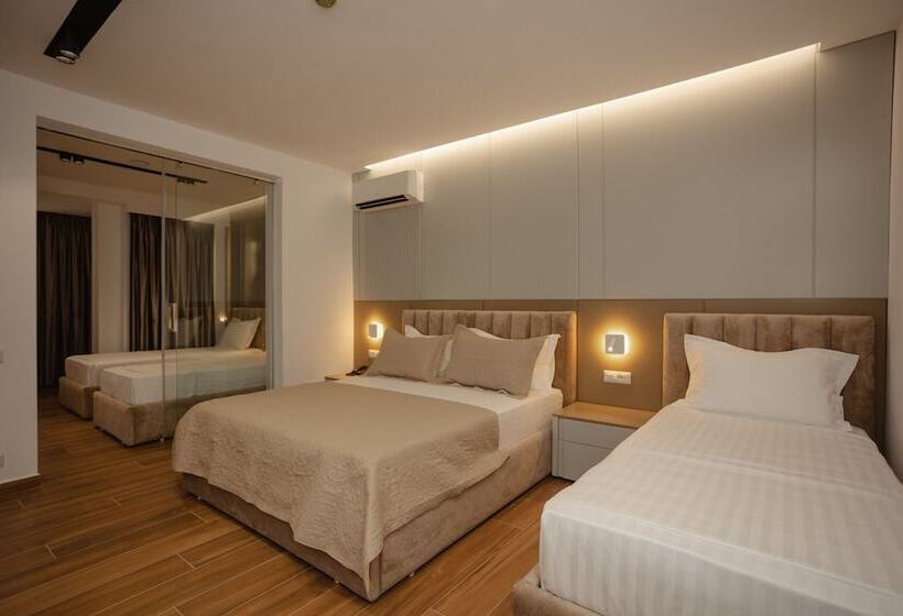 酒店 Kompleksi Royal