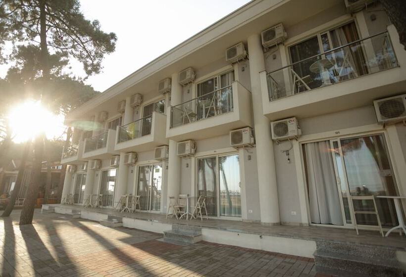 酒店 Kompleksi Royal