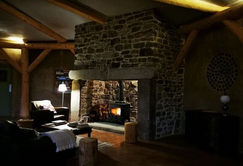 בית מלון כפרי Lough Mardal Lodge