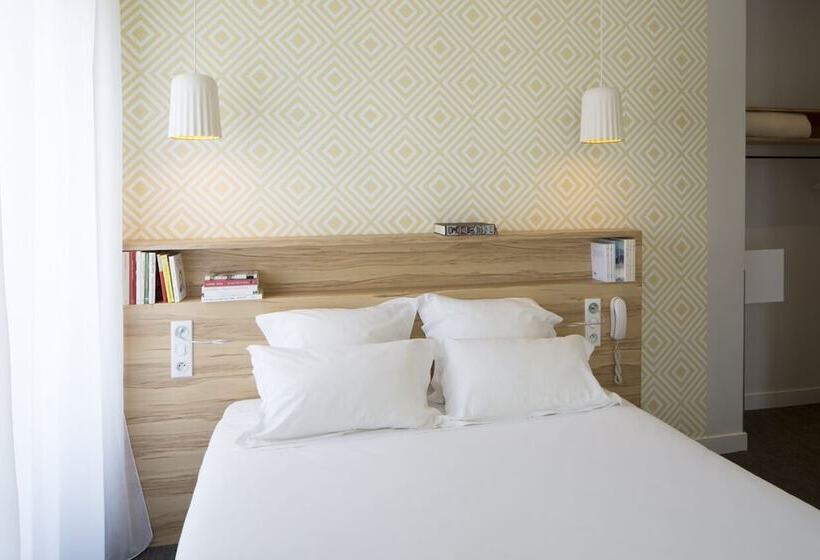 Отель Hôtel Et Apparts Marin