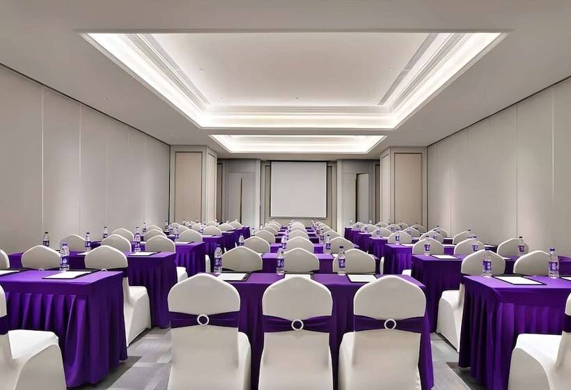 בית מלון כפרי Mercure Chengdu Jinniu Wanda Plaza