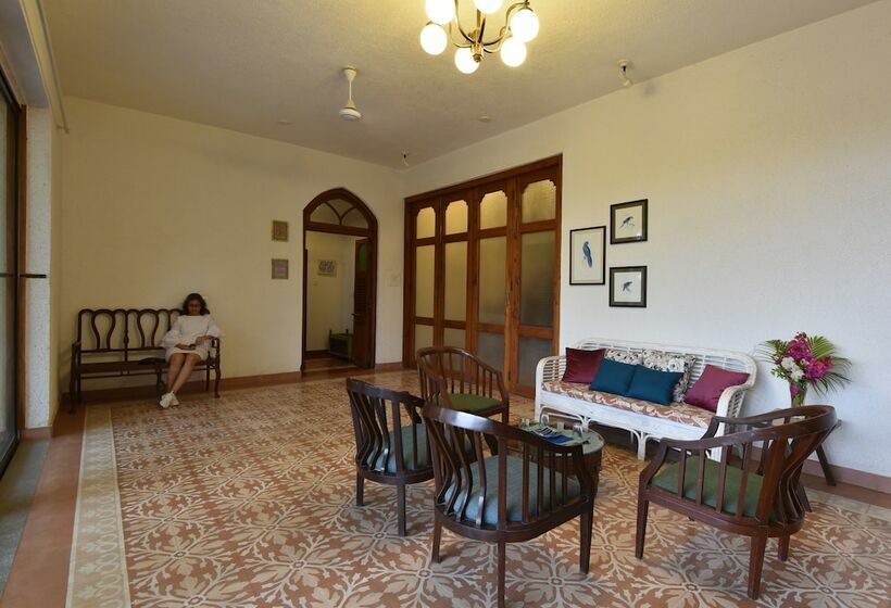 בית מלון כפרי Modi S Resort Karjat