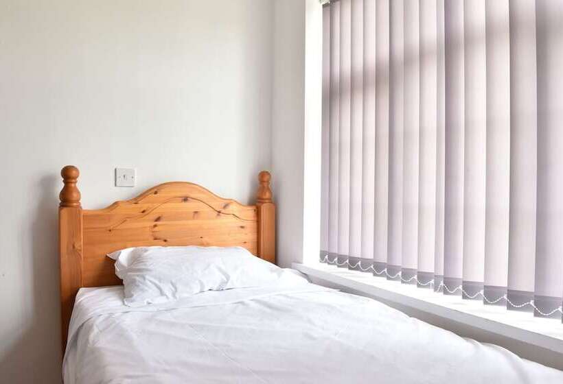 فندق Oyo Lodge  Birmingham Airport & Nec