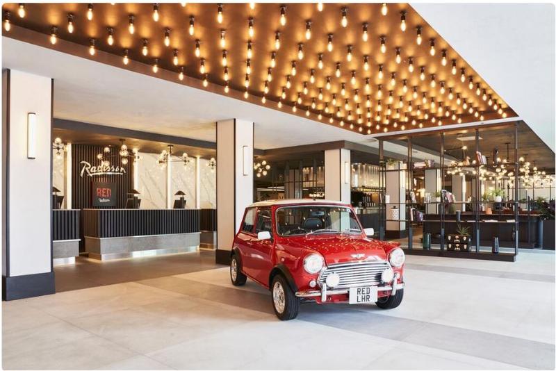 酒店 Radisson Red London Gatwick Airport