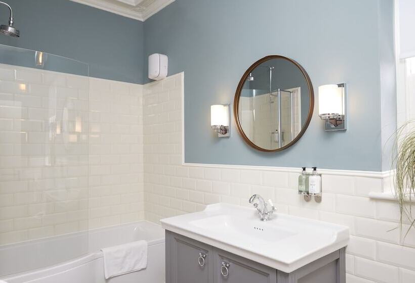 فندق Riverside Shrewsbury By Greene King Inns