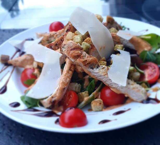 בית מלון כפרי Royal