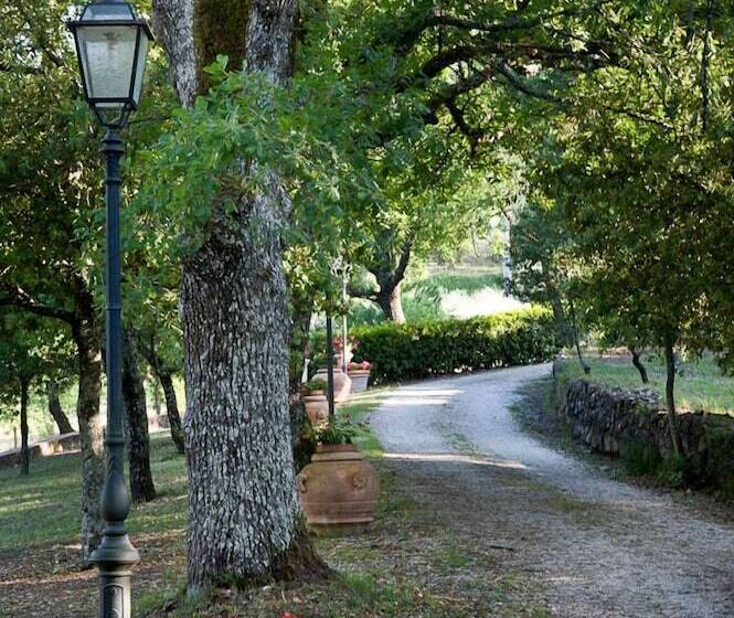 בית מלון כפרי I Pianelli