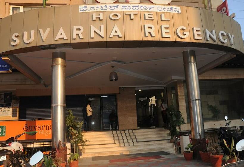 호텔 Suvarna Regency
