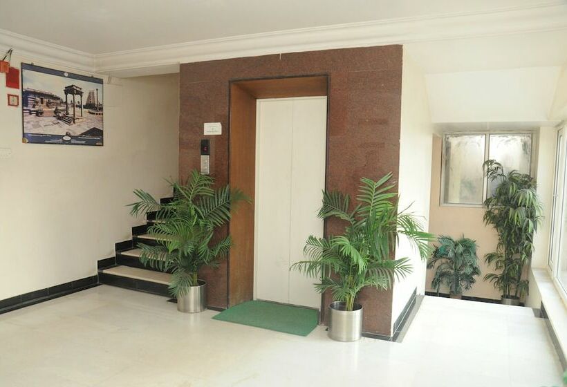 فندق Suvarna Regency