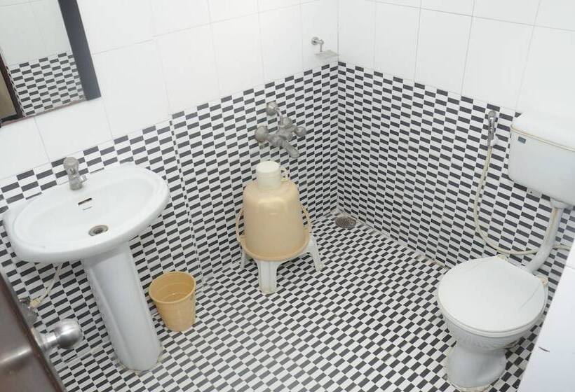 فندق Suvarna Regency