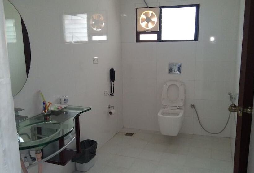 Отель Thappa Gardens Resort