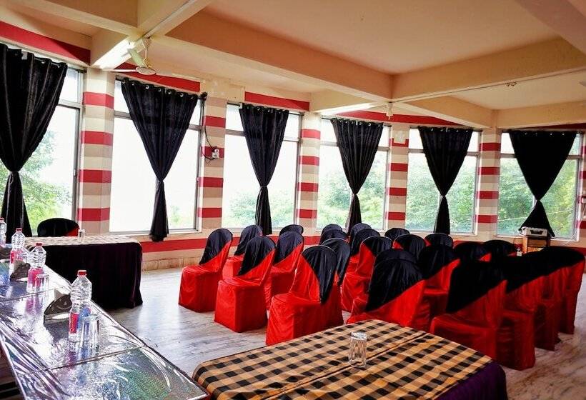 فندق The Greenland Resort