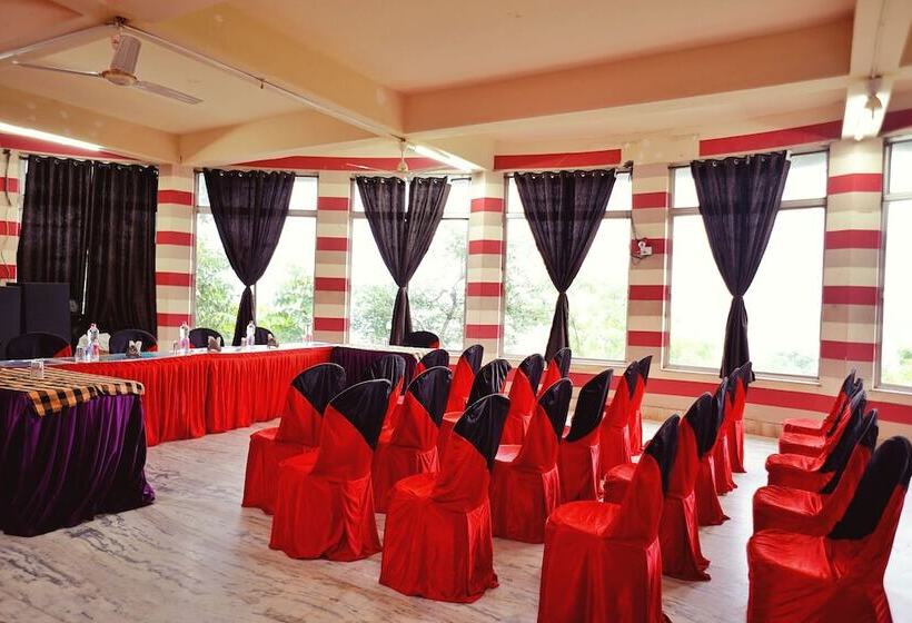 فندق The Greenland Resort