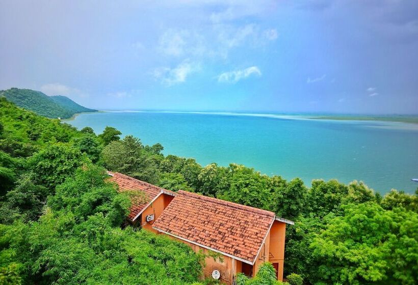 فندق The Greenland Resort