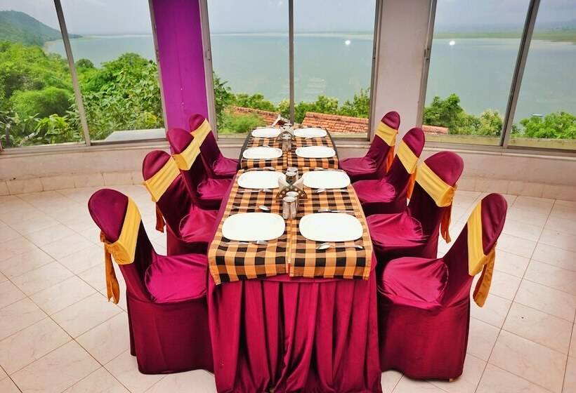 בית מלון כפרי The Greenland Resort