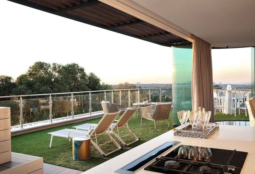 酒店 The Houghton Skyline