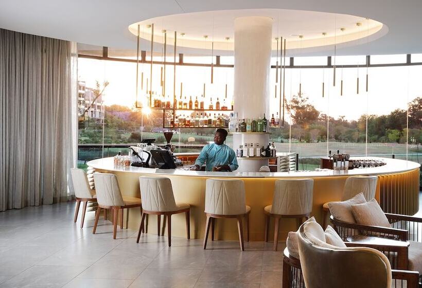 酒店 The Houghton Skyline